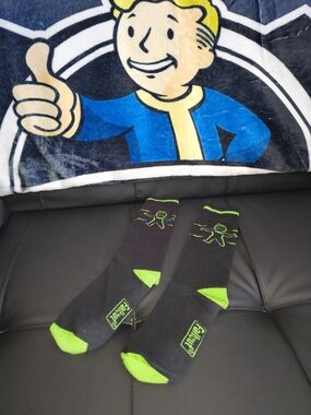 ☢️ Fallout Themed Pip-Boy Socks By Bethesda